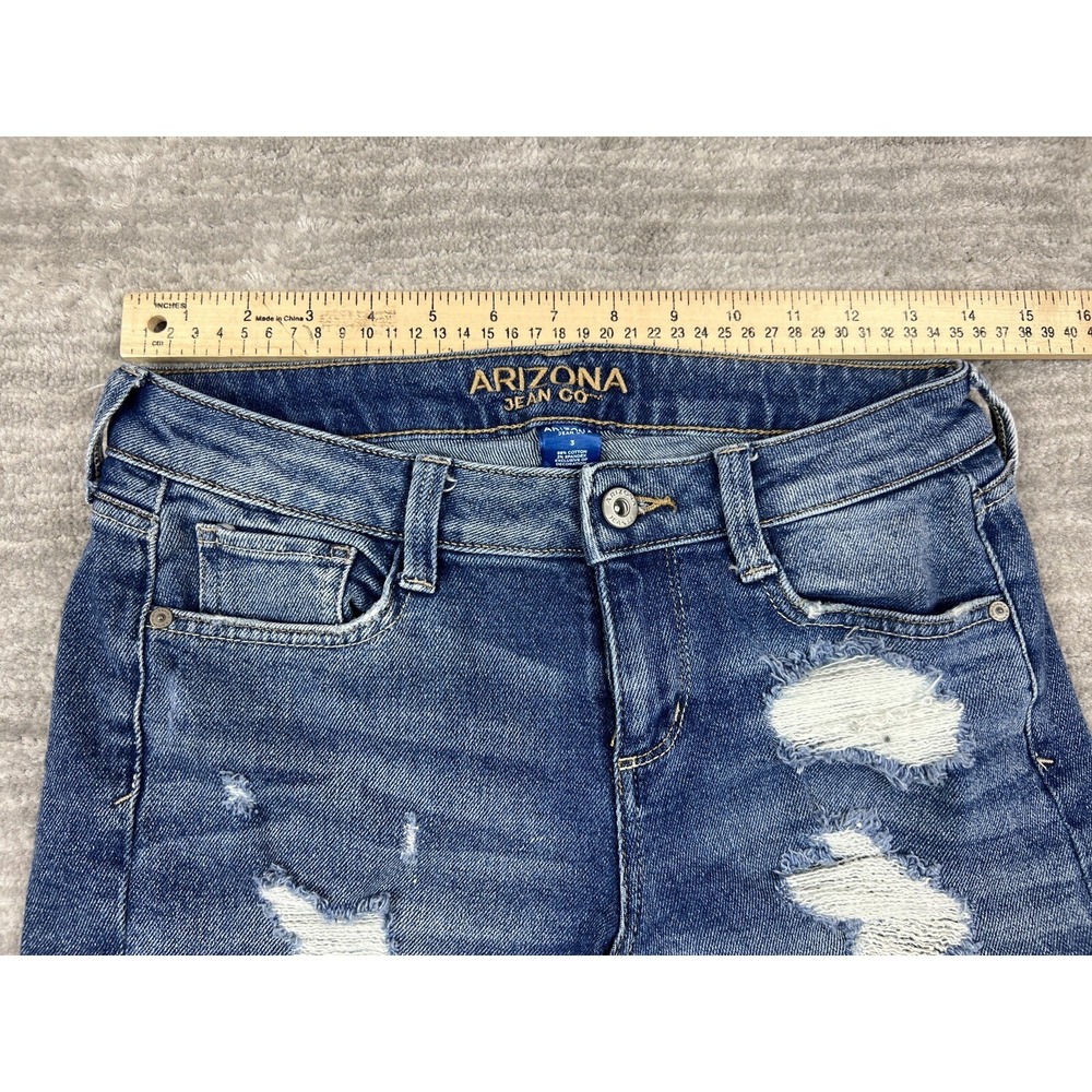 AriZona Juniors Shorts Size 3 Blue Distressed Ripped Cuffed Boyfriend - Picture 4 of 12